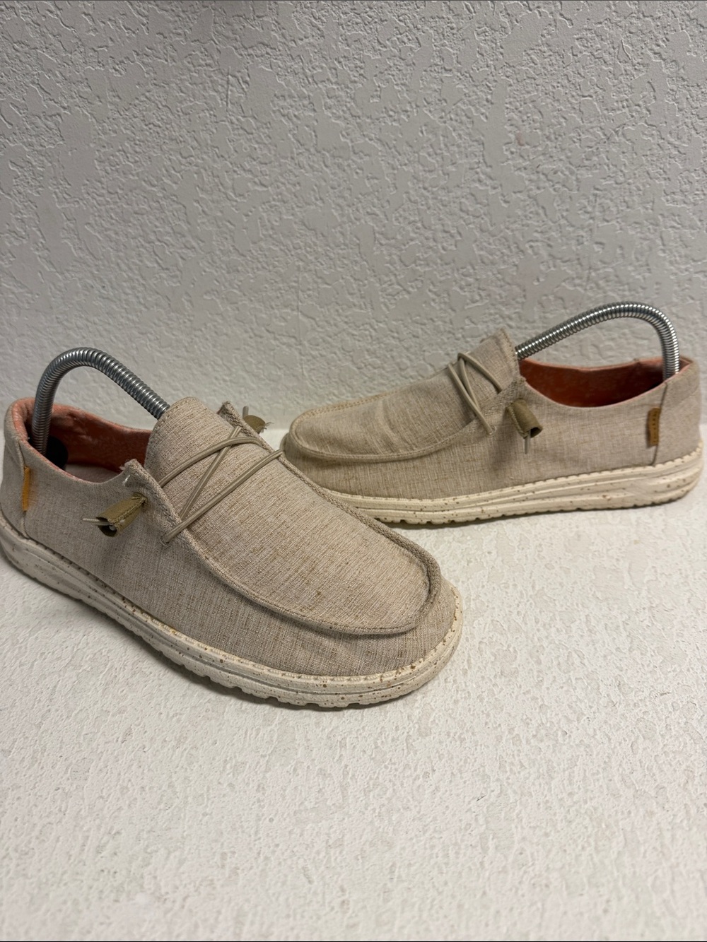 Hey Dudes Casual Slip-On Shoes in Beige Woman’s 9